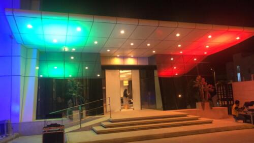 إضاءة مدخل سيتي كلر